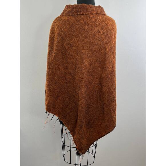 Zig Zag Burnt Orange Button Fringe Trim Pullover Collared Cape Poncho NEPAL OS - Picture 4 of 6